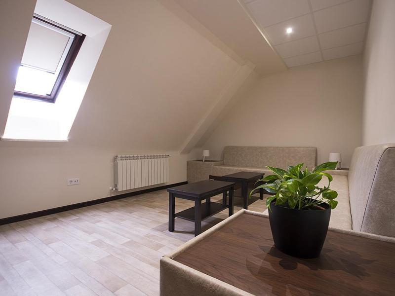 Albergue Pineiral Fonsagrada A Fonsagrada ภายนอก รูปภาพ